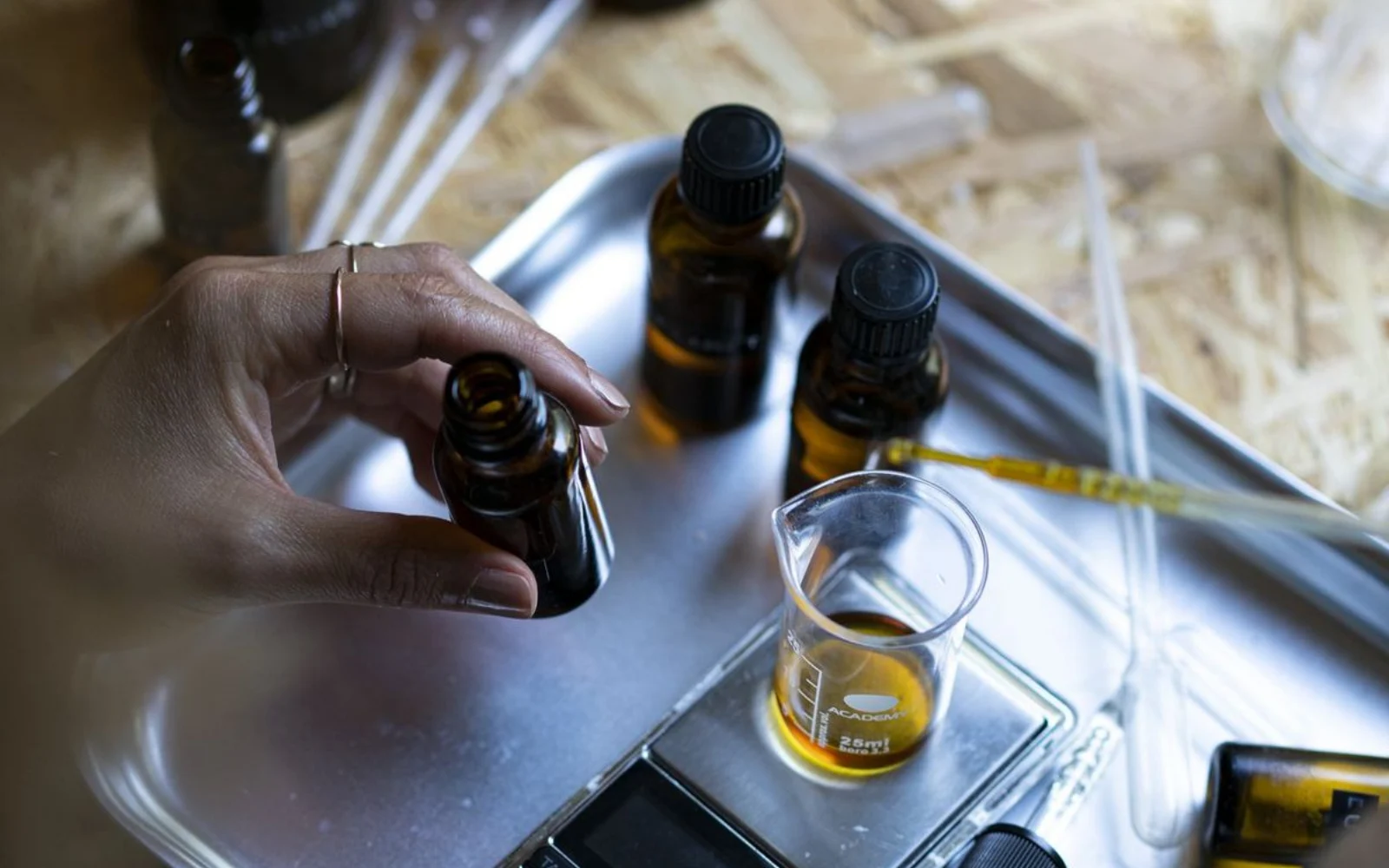 Why the Same Fragrance Smells Different in Different Products